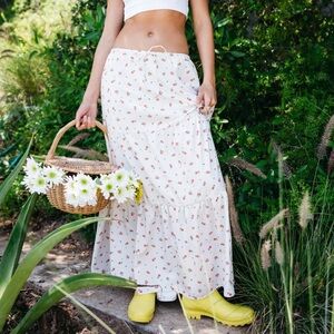 Skatie KRISTINA SKIRT - PROVENCE size small never worn